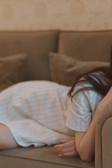 成人午夜视频